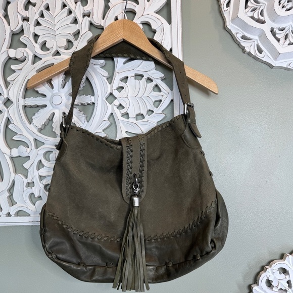 Carla Mancini Green Leather Shoulder Bag Tassel NWOT Made in USA - Picture 1 of 8